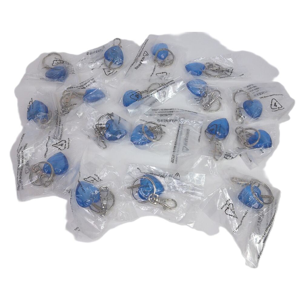 Acrylic Blue Heart Keychain Lot Reseller Flea Party Gift Giveaway Set of 17 - Picture 6 of 6